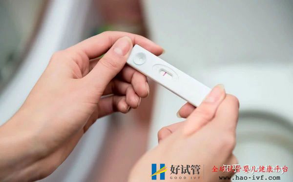 试管移植后几天可以测出来是否怀孕有什么征兆吗(图2) 试管移植后几天可以测出来是否怀孕有什么征兆吗(图2)