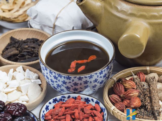 中医建议产妇喝补中益气汤原因有3点,喝对了让你面若桃花(图1) 补中益气汤可以补气养血