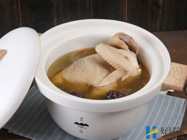 适合孕妇吃的十大滋补汤,详细做法也一并附上(图4) 山药鸽子汤可以帮助孕妇消化